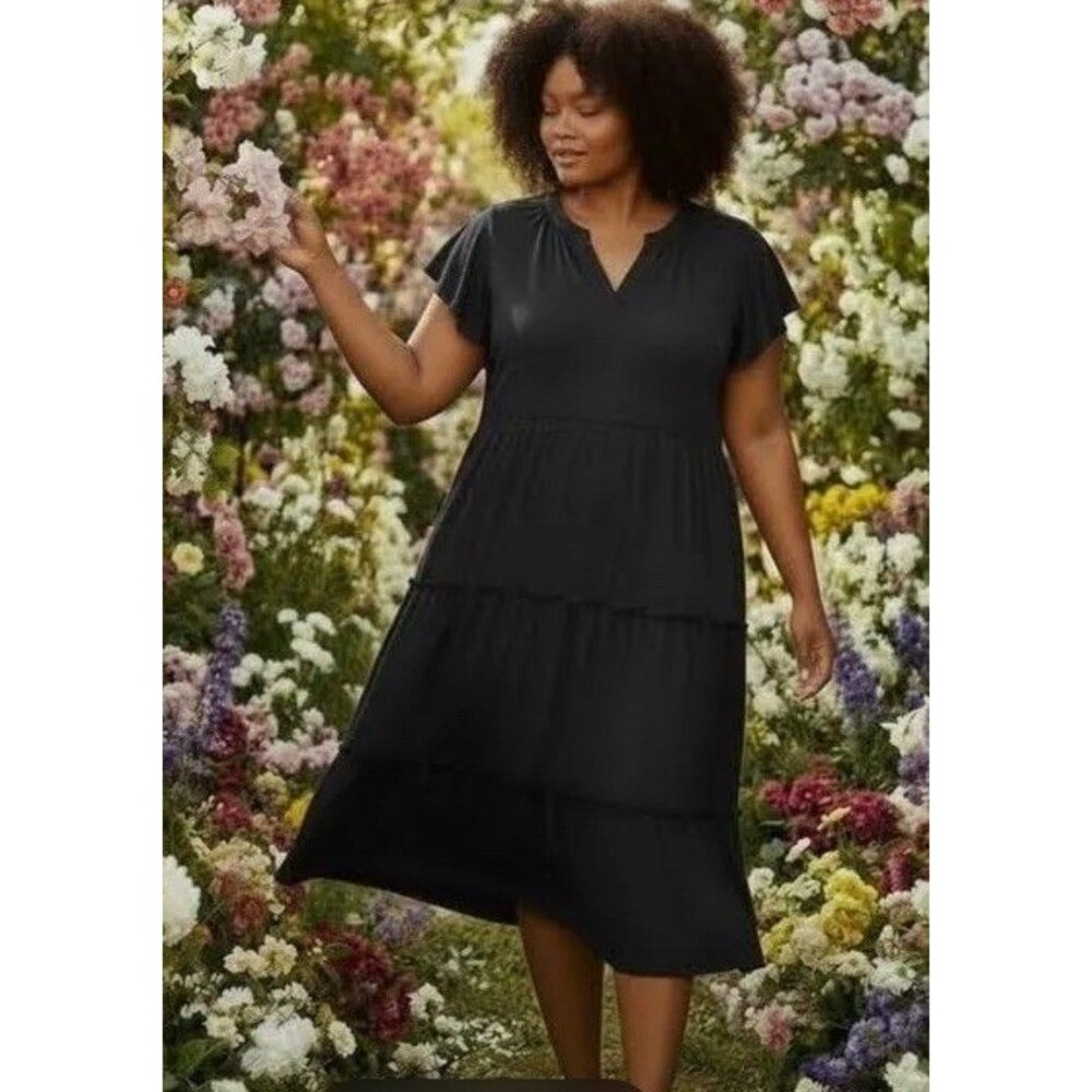 Lucky Brand Women’s Plus 1X Dress Black Textured Tiered Short Sleeve Pockets Mid
